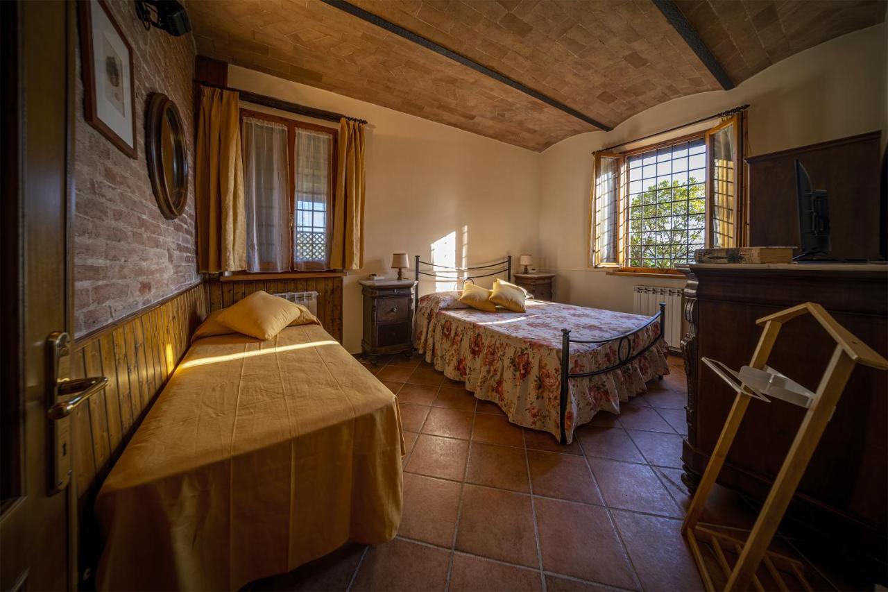 La Tavernetta Di Alessia Appartement Siena Buitenkant foto